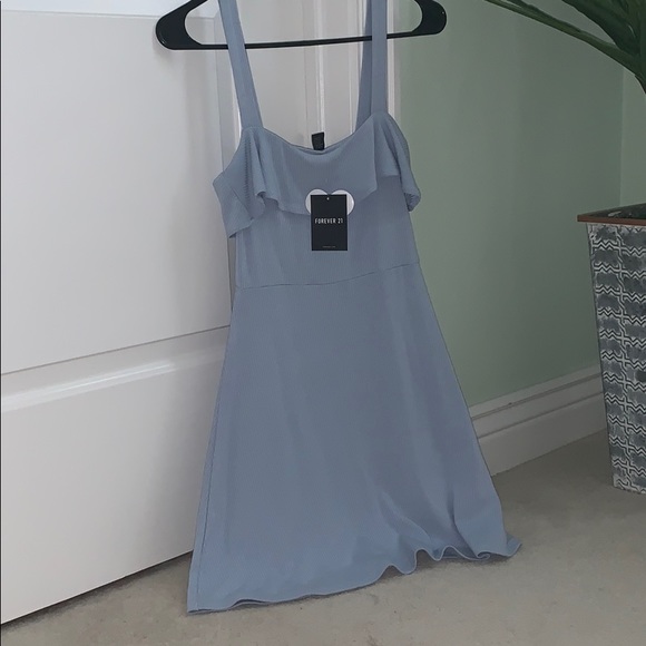 Blue dress - Picture 1 of 3